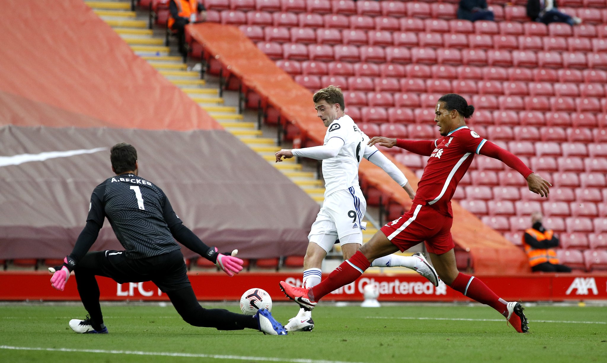 持续放大以 持续放大以